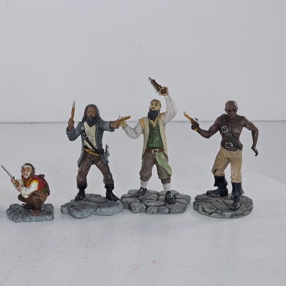 Disney Hawthorne Village Port Royal Attack Pirates of The Caribbean Figurines - Picture 3 of 7